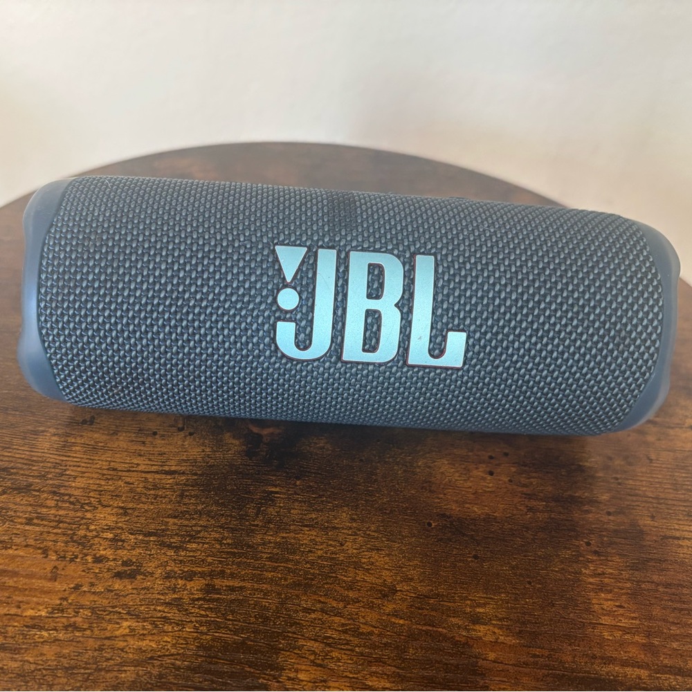 BLUE JBL Flip 6